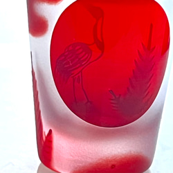 新作！【花札硝子】松に鶴〜　ガラスのおちょこ〜　ぐい吞み　酒器【受注製作】 2枚目の画像