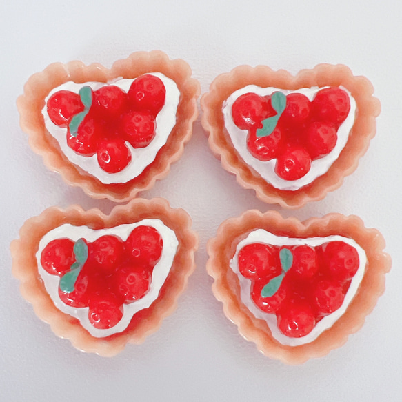 いちごタルトのクリスマスツリー ミニチュアスイーツ いちごタルトのクリスマスツリー ミニチュアスイーツ