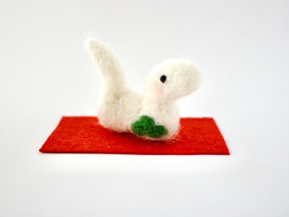 お値下げしました】羊毛フェルト 干支の置物 へび お正月飾り