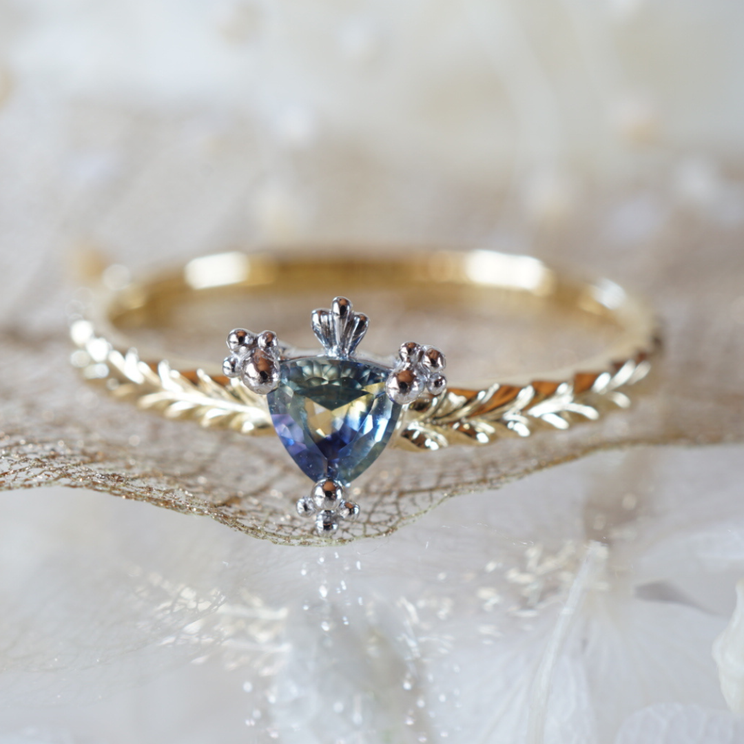 K18・PT サファイアリング【水の中に一滴のブルーのインク】名入れ可能