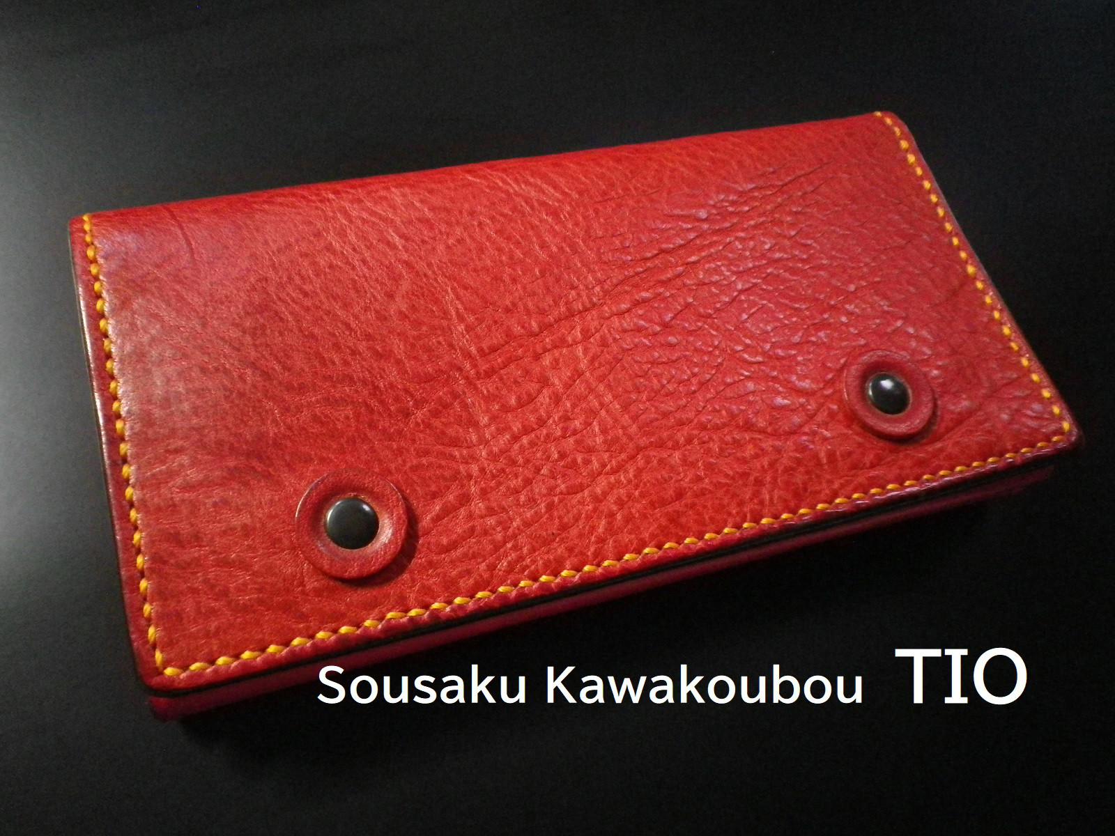 【送料無料】★赤牛革の総手縫いオリジナルシンプル本革長財布　ＴＩＯーＮ０４６