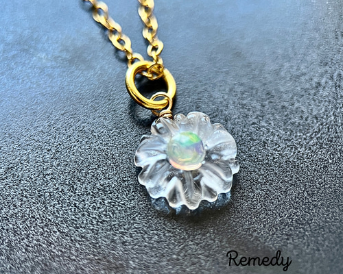 フィオーレ】ローズカットオパールと水晶のネックレス〜silver925