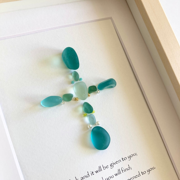 十字架　シーグラスアート　シーガラス　インテリア小物　置物壁かけ　キリスト教　聖書聖句　壁飾り　クロス 3枚目の画像