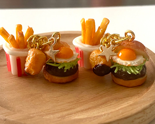 ♡チキン南蛮バーガーCookie♡こぐまフェイクフード樹脂粘土チャーム
