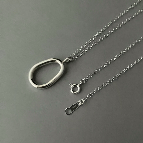 ドロップモチーフペンダント ロングネックレス シルバー925 ユニ