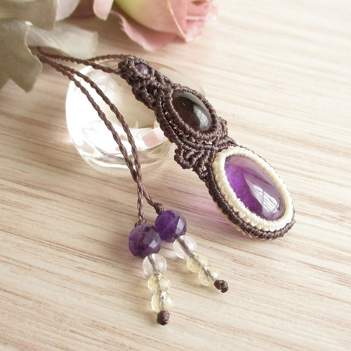 SALE》【 アメジスト×アメトリン 】アメジストのマクラメペンダント