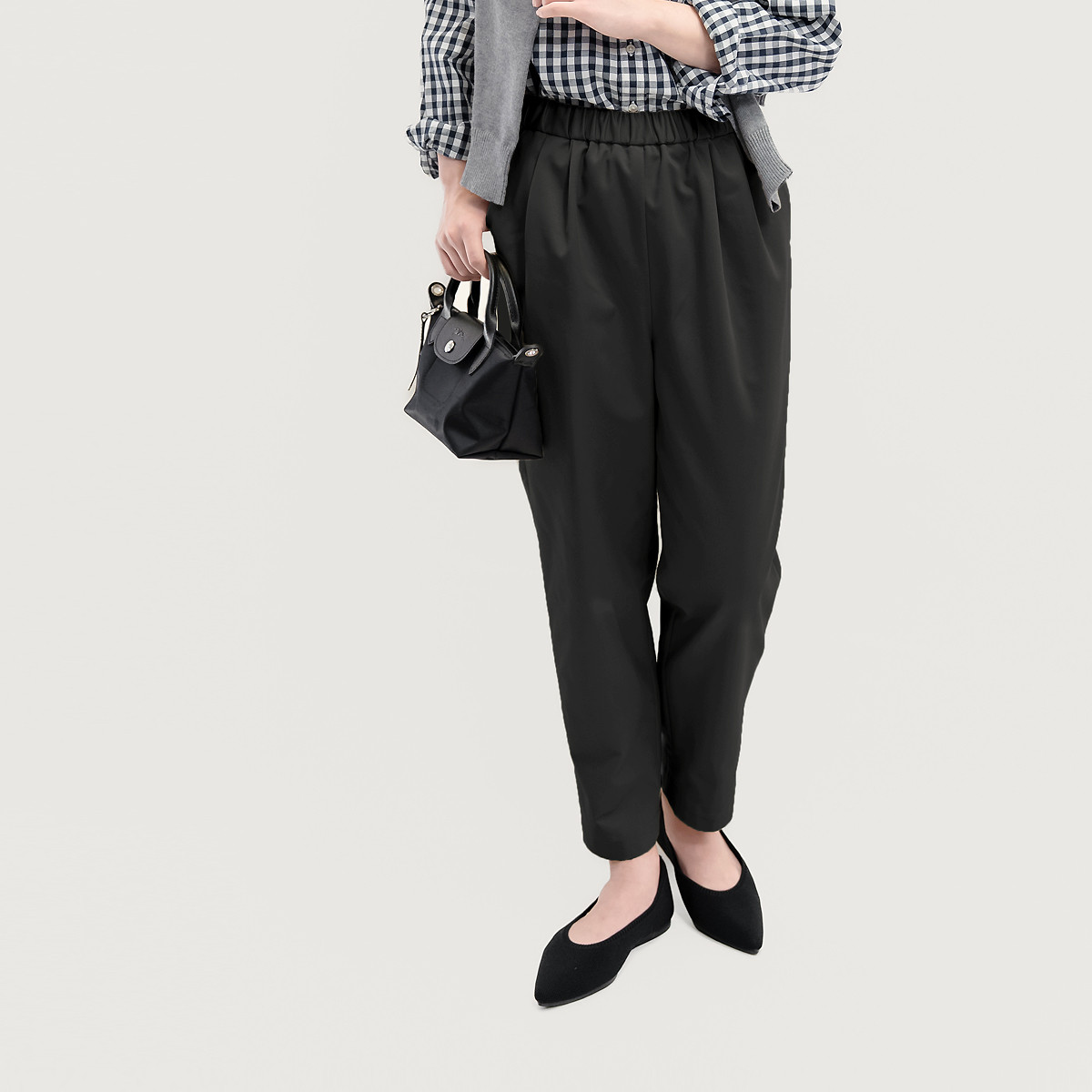 チャーミングにチノを 年間OK テーパードパンツ ブラック 綿混 ●DUNE-TP-BK●