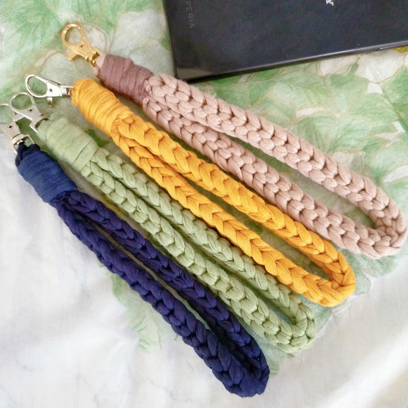 リサイクルヤーンの3wayハンドストラップ 大人カラー 携帯ストラップ