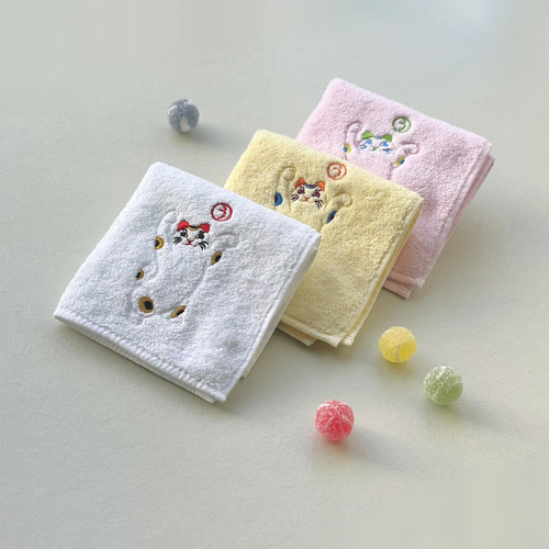手刺繍入ちっちゃな タオルハンカチ【うさこと花】 【公式通販