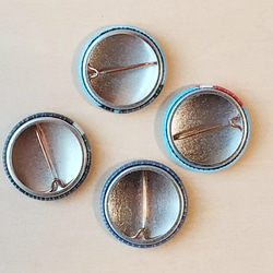 ねこ缶バッジ４個セット　２５ｍｍ　ハロウィン・クリスマス入り 2枚目の画像