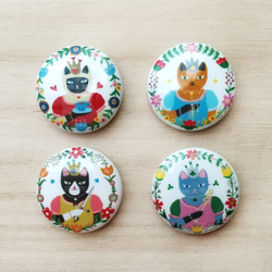 ねこクイーン缶バッジ４個セット　２５ｍｍ 3枚目の画像