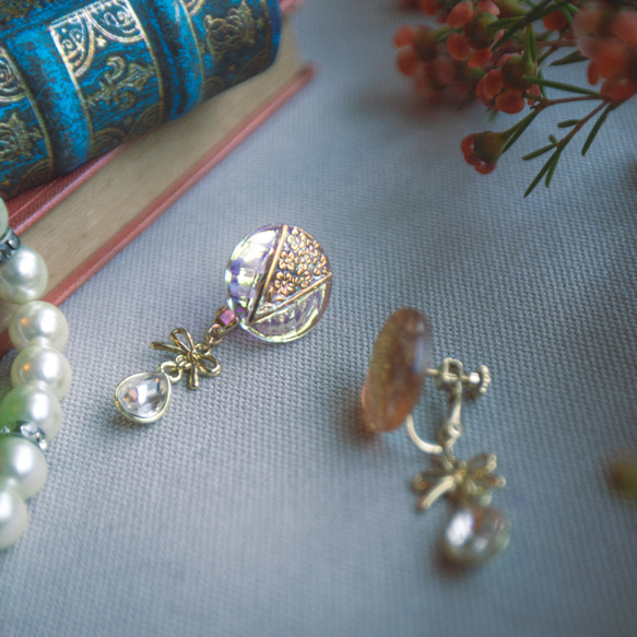 「 Bouquet ~crystal~ 」イヤリング/ピアス *チェコガラスボタン,花,リボン,ビジュー,オーロラピンク 6枚目の画像
