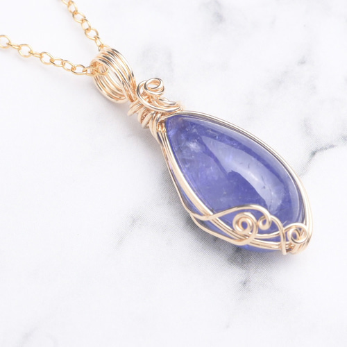 タンザナイト ペンダントトップ ワイヤーラッピング ネックレス 14kgf