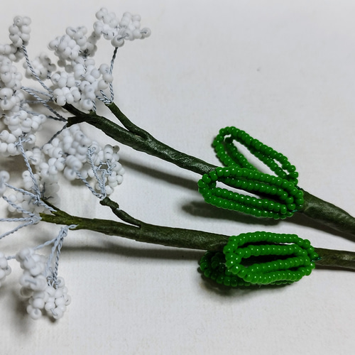 ビーズフラワー白のミニかすみそう その他置物 たんのちゃん 通販