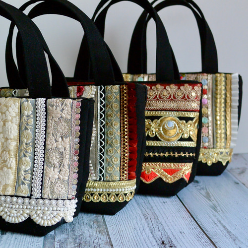 spica 黒地×白刺繍 稲穂 トートバッグ spica 黒地×白刺繍 稲穂 トート