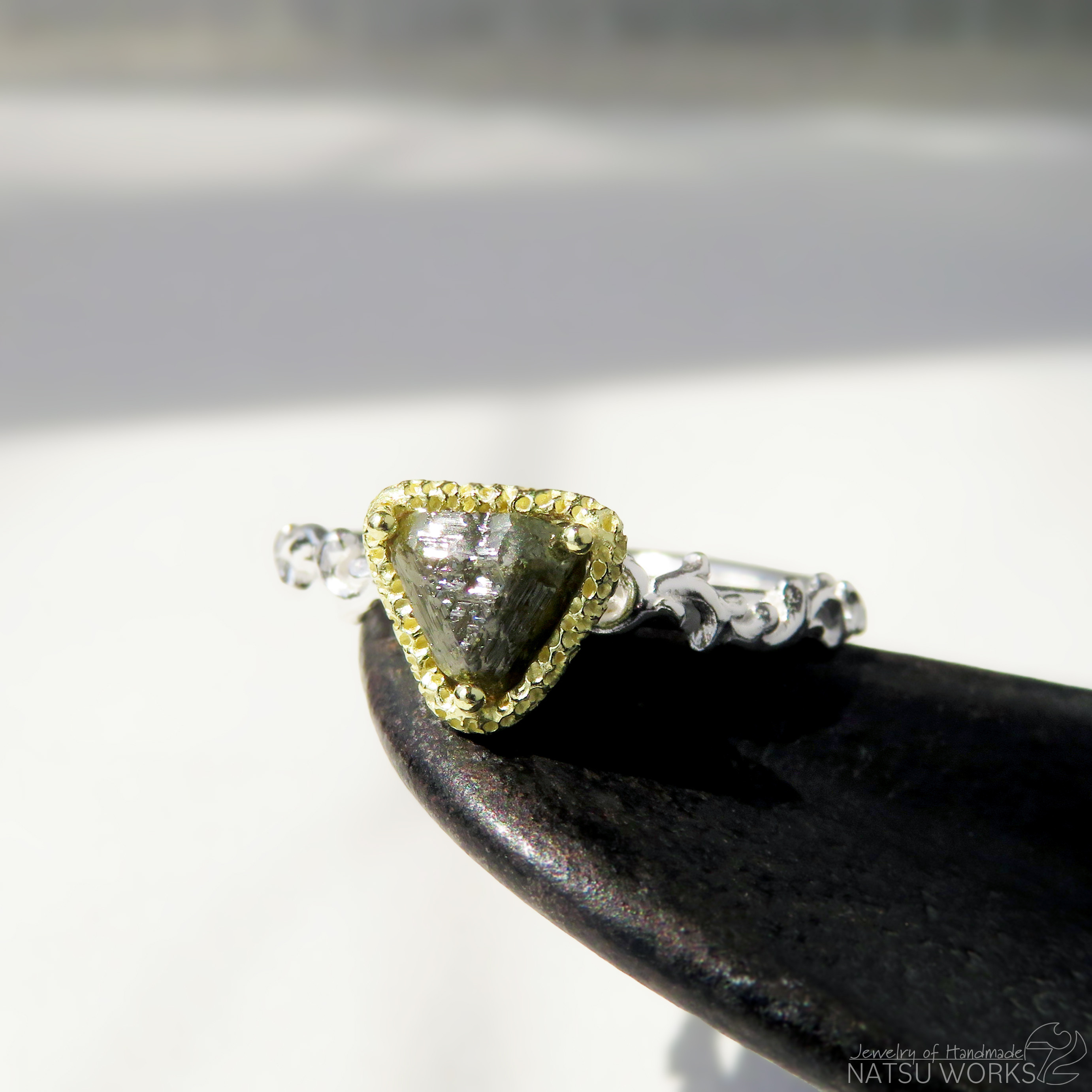 ダイヤモンド リング / rough Diamond with Gold and Silver Ring lll