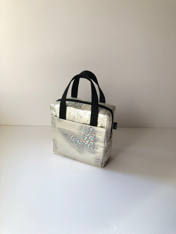 ⭐️帯リメイク ミニボストンバッグ シルバーカラー 蝶々柄刺繍