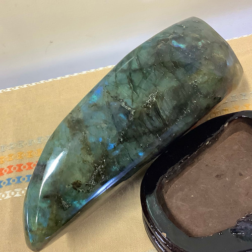 前世の記憶、魂の学び】超特大サイズ！天然石 ラブラドライト 原石