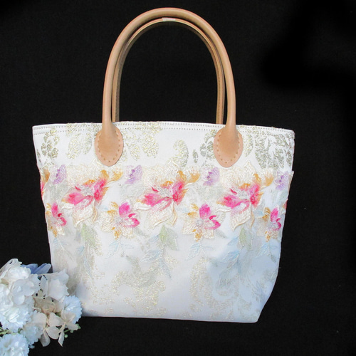 Twin sisters （妹）特別サービス品】トートバッグ トートバッグ P.D.  