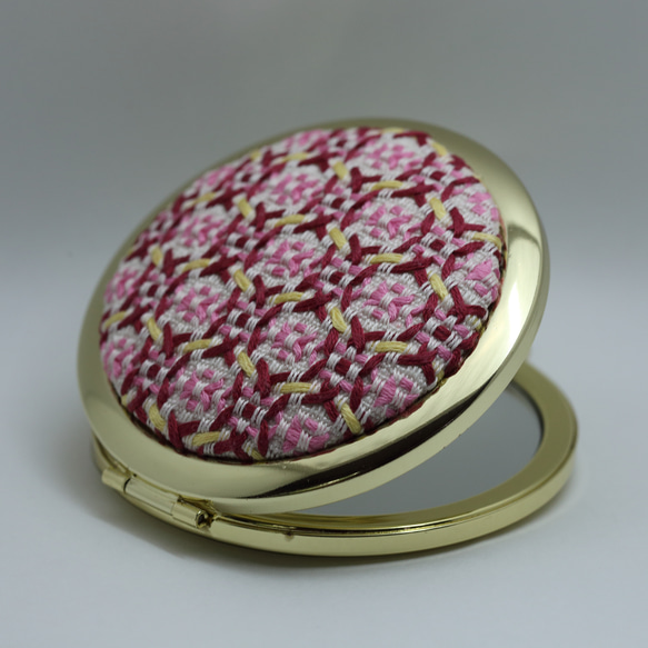 スウェーデン刺繍・手鏡・コンパクトミラー】赤・ピンク・レモン