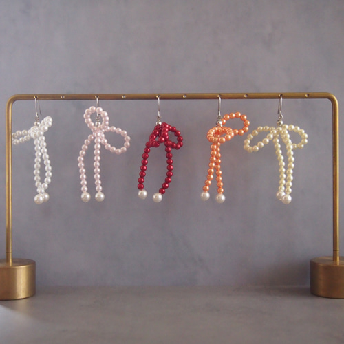 パールリボン ピアス／イヤリング［両耳］ ピアス（フック・チェーン