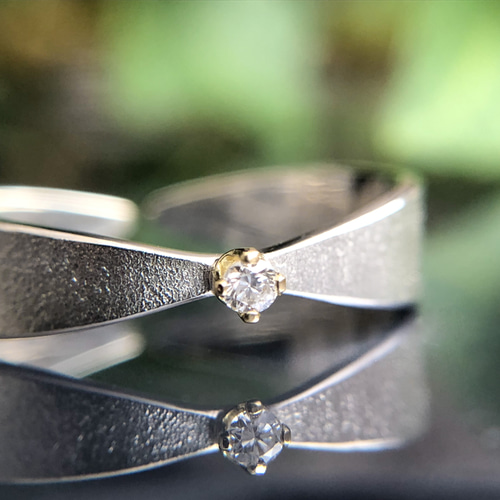 澄み渡る無垢な煌めきダイヤモンドソリテールリング シルバー ゴールド