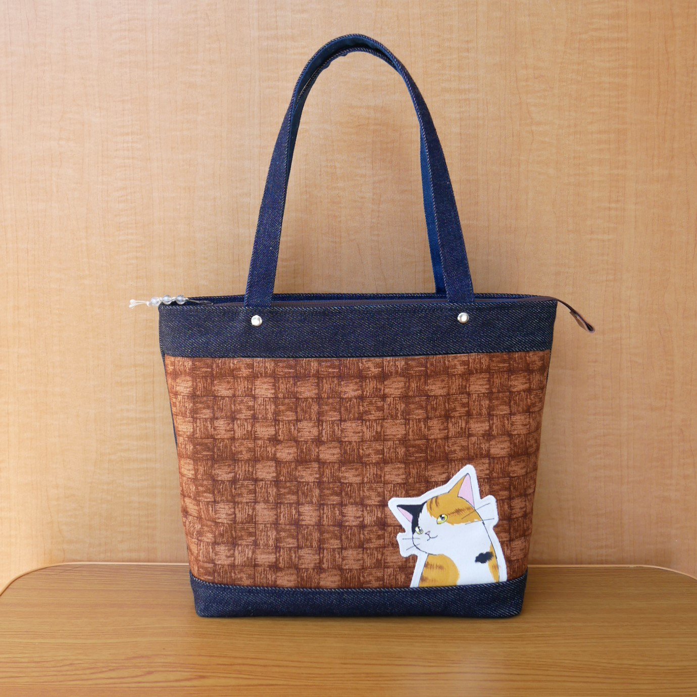 あおりトートバッグ　Mサイズ