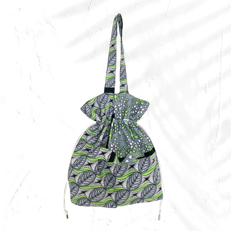 【アフリカ / バティック】【訳あり10%off】3way巾着バッグ◆KWELI