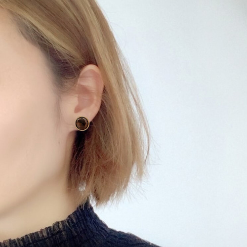 1点作品☆ 宝石質スモーキークォーツピアス　イヤリングに変更可能☺︎ 宝石質スモーキークォーツピアス/イヤリング 約12×12mm