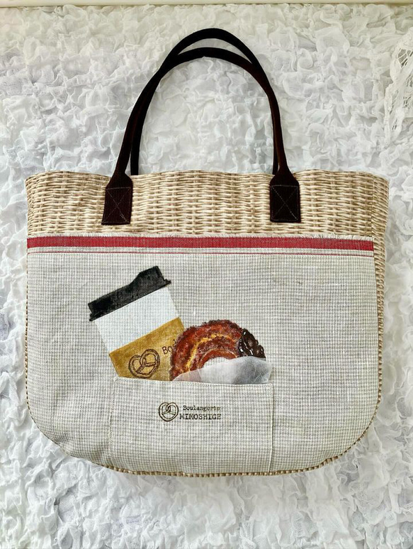 【MIMOSHIGE〜ミモシゲパンバッグ３号】お出かけにぴったり！ハンドメイド 布　バッグ　パン　手描き　　 4枚目の画像
