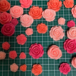 デコパーツ　40個セット　カボションフラワー　プラパーツ　ローズ 6枚目の画像