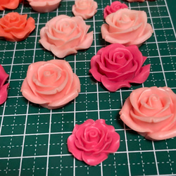 デコパーツ　40個セット　カボションフラワー　プラパーツ　ローズ 10枚目の画像