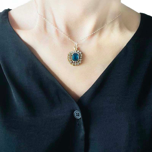 ロンドンブルートパーズ カボション 天然石 ペンダントトップ チェーン