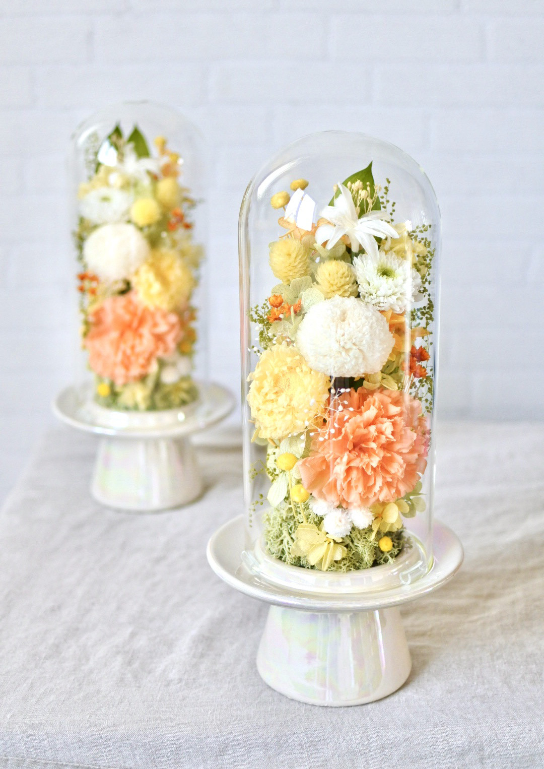 花束のようなガラスドーム Lサイズ高さ27㎝ 仏花プリザーブドフラワー 黄色　カーネーション　かすみ草