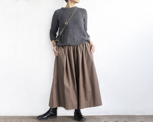 極美品 ATON 22SS ギャザーロングスカート コットン ブラック NATURAL DYED LINEN LAWN | GATHERD SKIRT – ATON | エイトン
