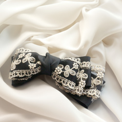 【選べる3色】グログランとレース 刺繍リボンのアーチ型ヘアクリップ バレッタ お呼ばれ 通勤 リボン 母の日 大人 8枚目の画像