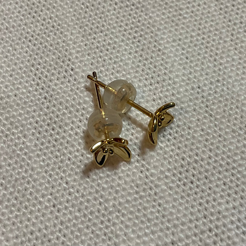 金木犀のピアス(K18)両耳 ピアス（スタッド・一粒） Sazareishi
