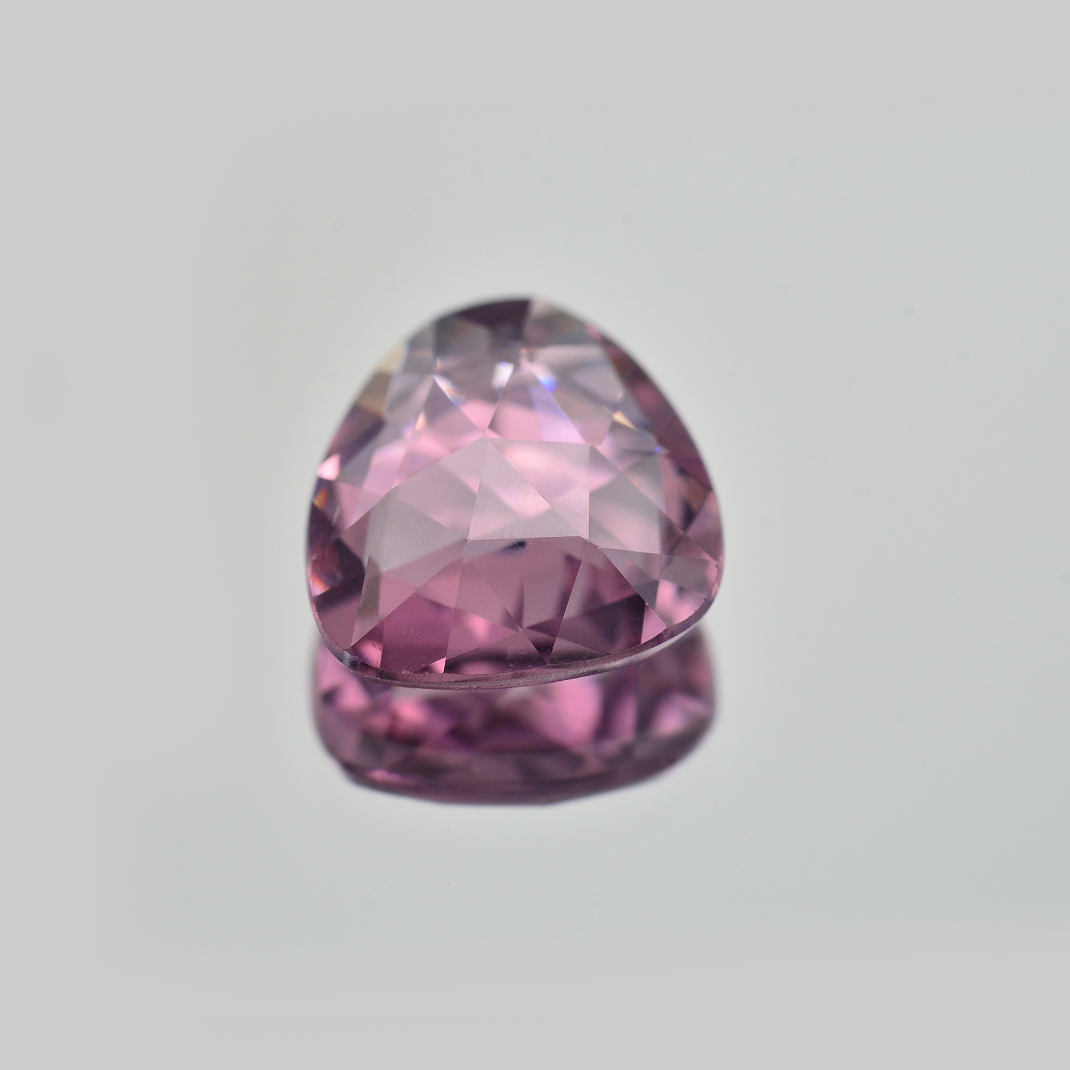 ソ付 パープル ピンク スピネル 1.012ct ルース  ローズカット