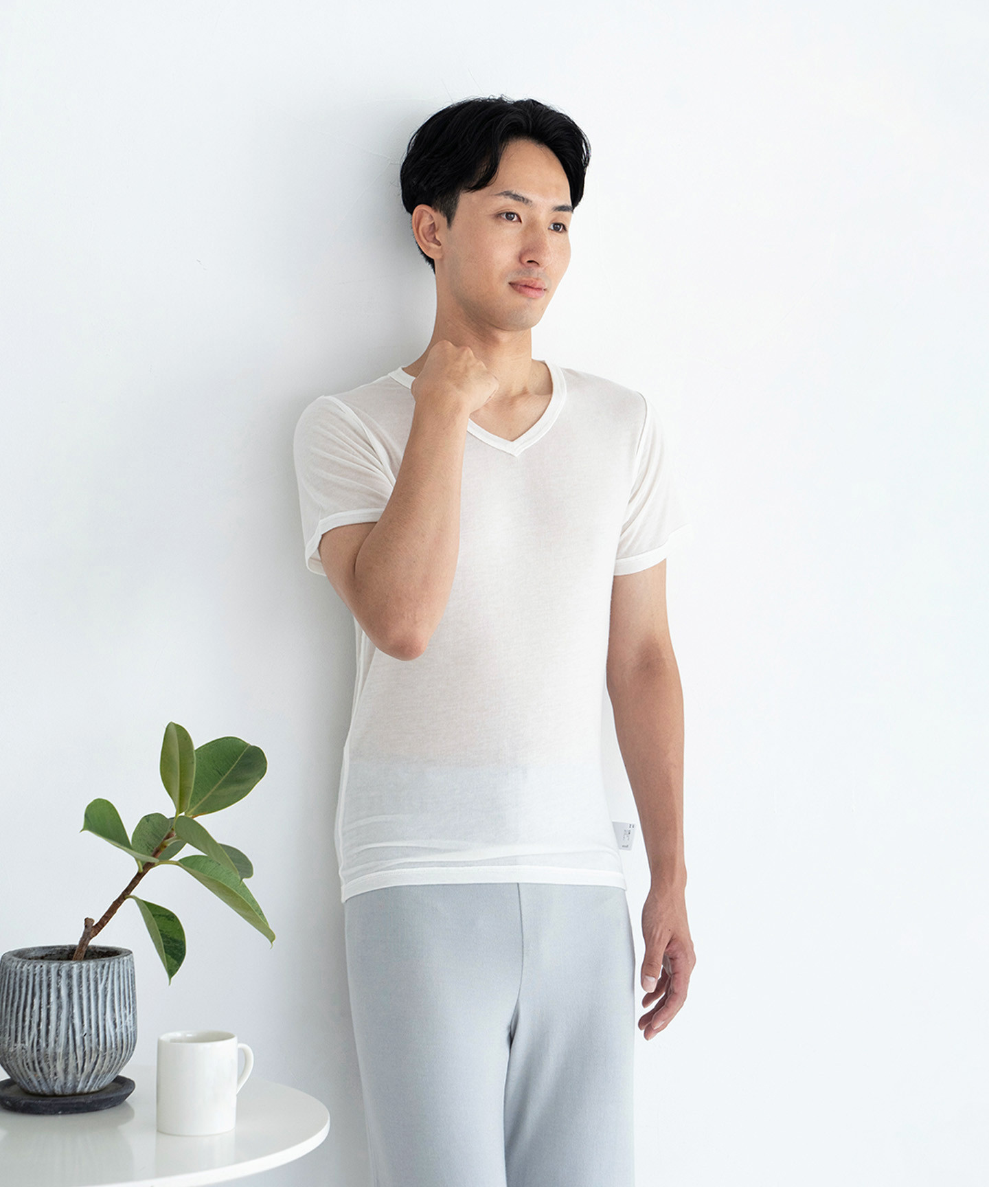 【洗える/柔らかマシュマロ素材/草木染め】半袖Ｖネックインナー　オフシロ