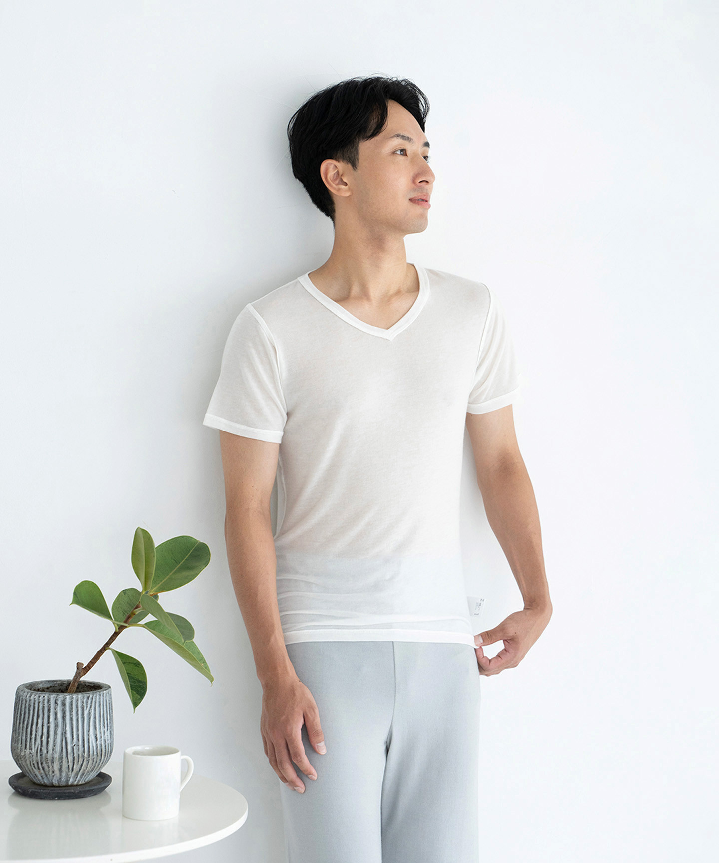 【洗える/柔らかマシュマロ素材/草木染め】半袖Ｖネックインナー　オフシロ