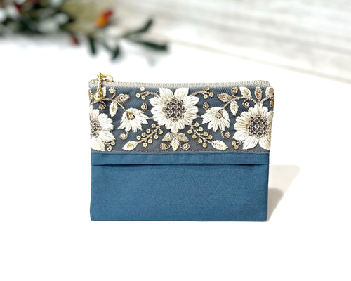 専用　刺繍　ポケットテッシュケース　ハンドメイド♪ 5e3b0432dca6900e6677cc03a55ef3