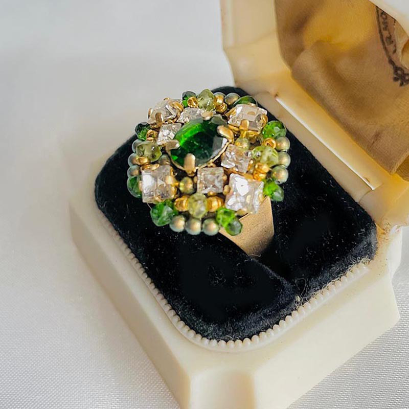 天然石 クロムダイオプサイド (指輪) リング 大ぶり オーバル 大粒 宝石質 深緑 グリーン ビーズリング