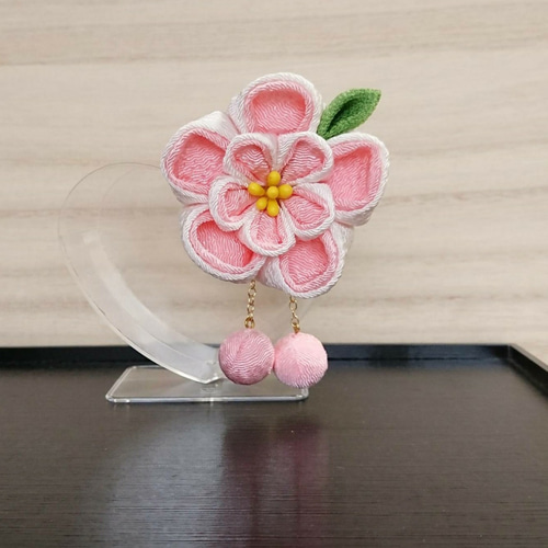 再販》つまみ細工 ♡ハート耳うさぎとまんまる和玉♡ ♪被布飾り