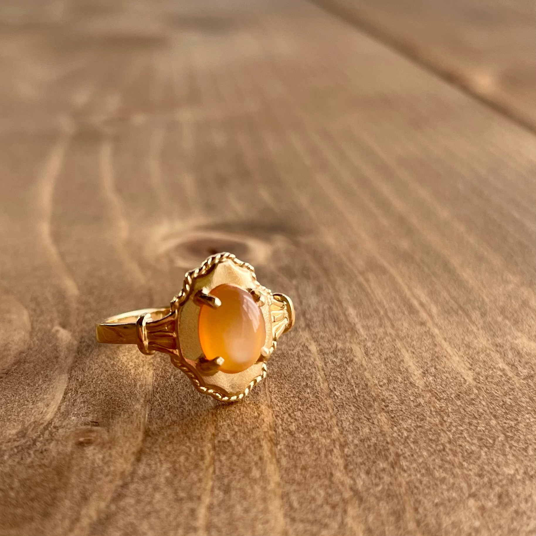 オレンジムーンストーンリング