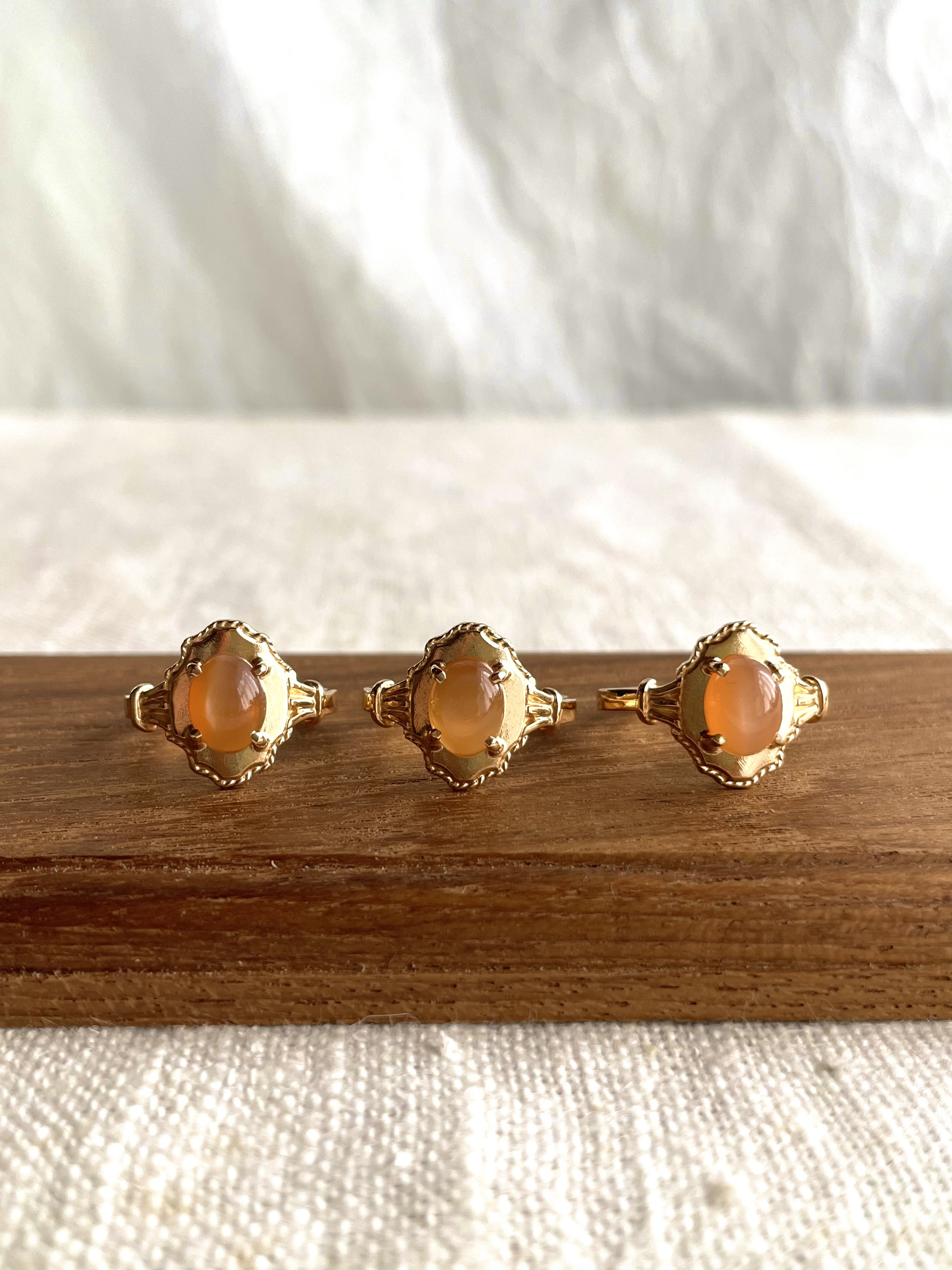 オレンジムーンストーンリング