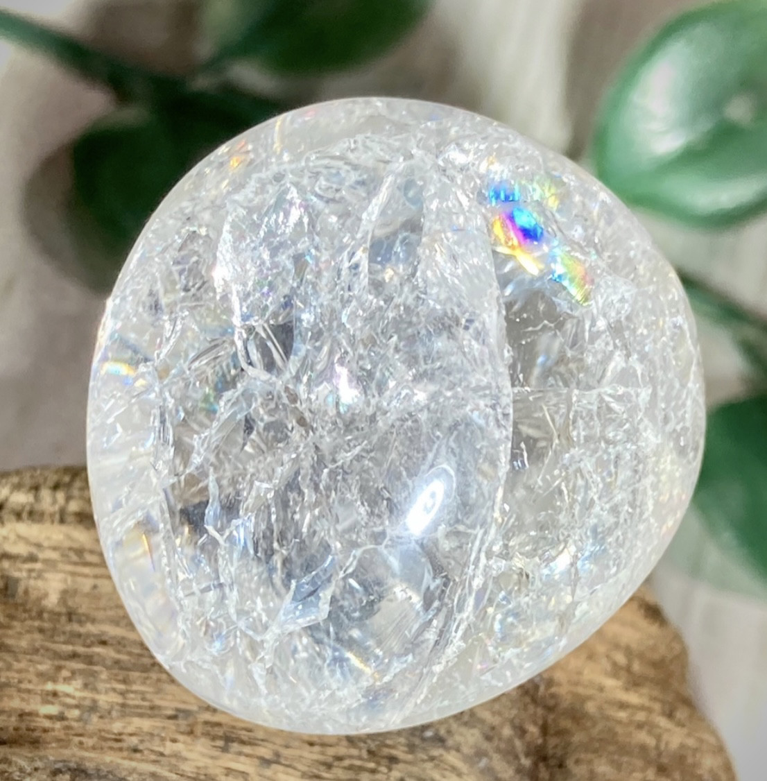 新入荷☆限定特選品☆キラキラ爆裂水晶【3A透明クラックレインボー水晶