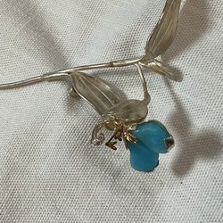 ツユクサのブローチ 2枚目の画像