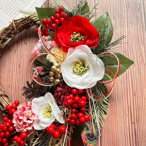 No.77 南天と紅白椿のお正月リース2025 ハンドメイドお正月飾り玄関