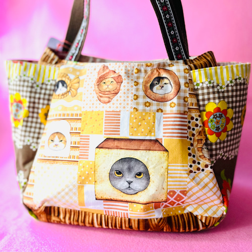 冬ギフト セ パンになっちゃった！猫たちのまんまるバッグ コヤンイサム トートバッグ