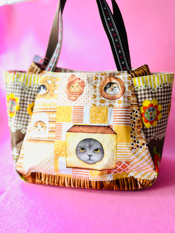 パンになっちゃった！猫たちのまんまるバッグ コヤンイサム